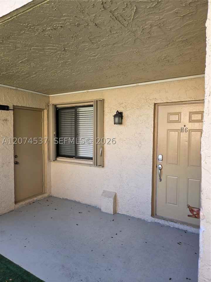 8041 Southgate Blvd #H6 - Photo 2 of 24