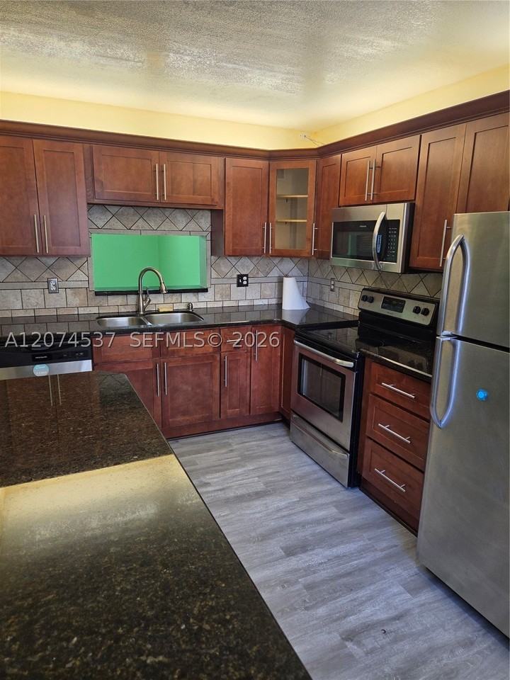 8041 Southgate Blvd #H6 - Photo 6 of 24