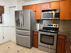 20800 Ne 8th Ct - Photo 1 of 1