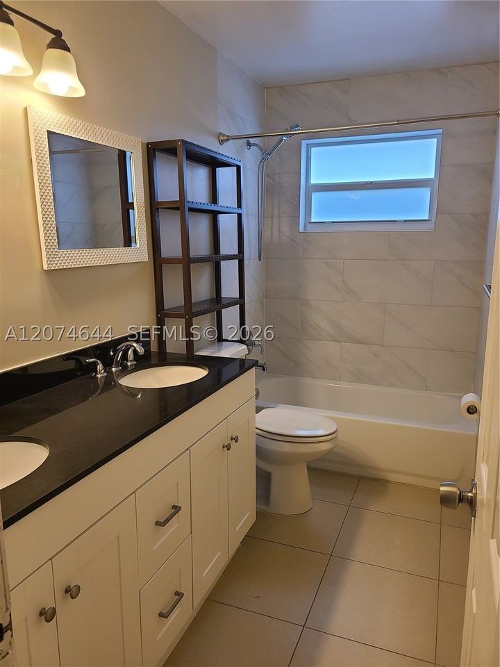 6580 Grant St - Photo 7 of 12