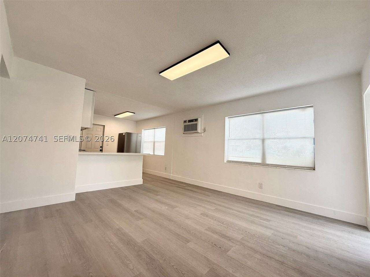 910 Sw 2nd Ave #910 - Photo 2 of 15
