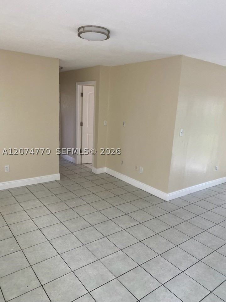 27922 Sw 130th Ct - Photo 3 of 9