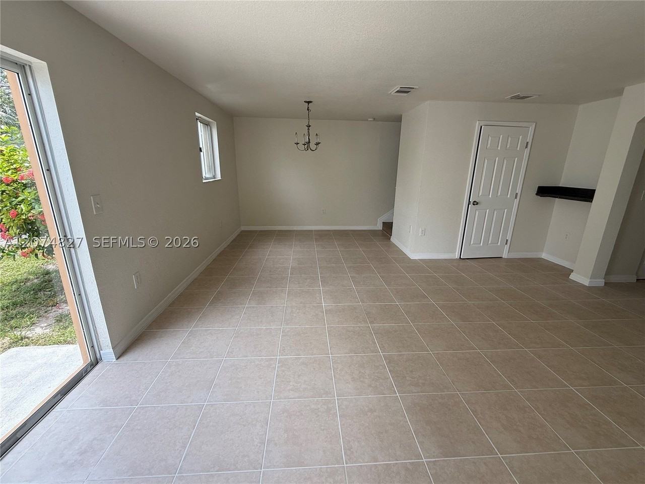 26259 Sw 135th Pl - Photo 4 of 10