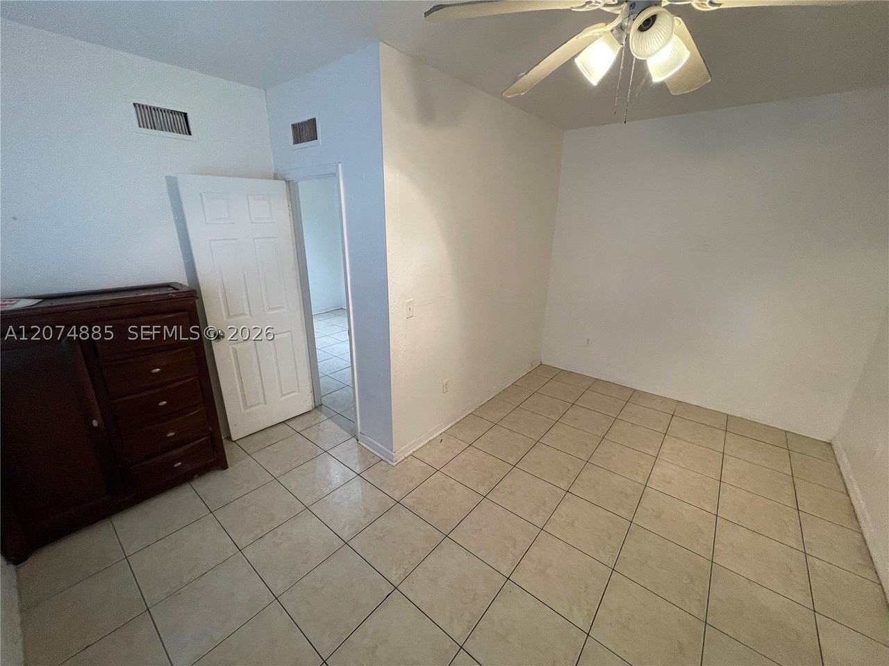 1021 Nw 3rd St #207 - Photo 7 of 8