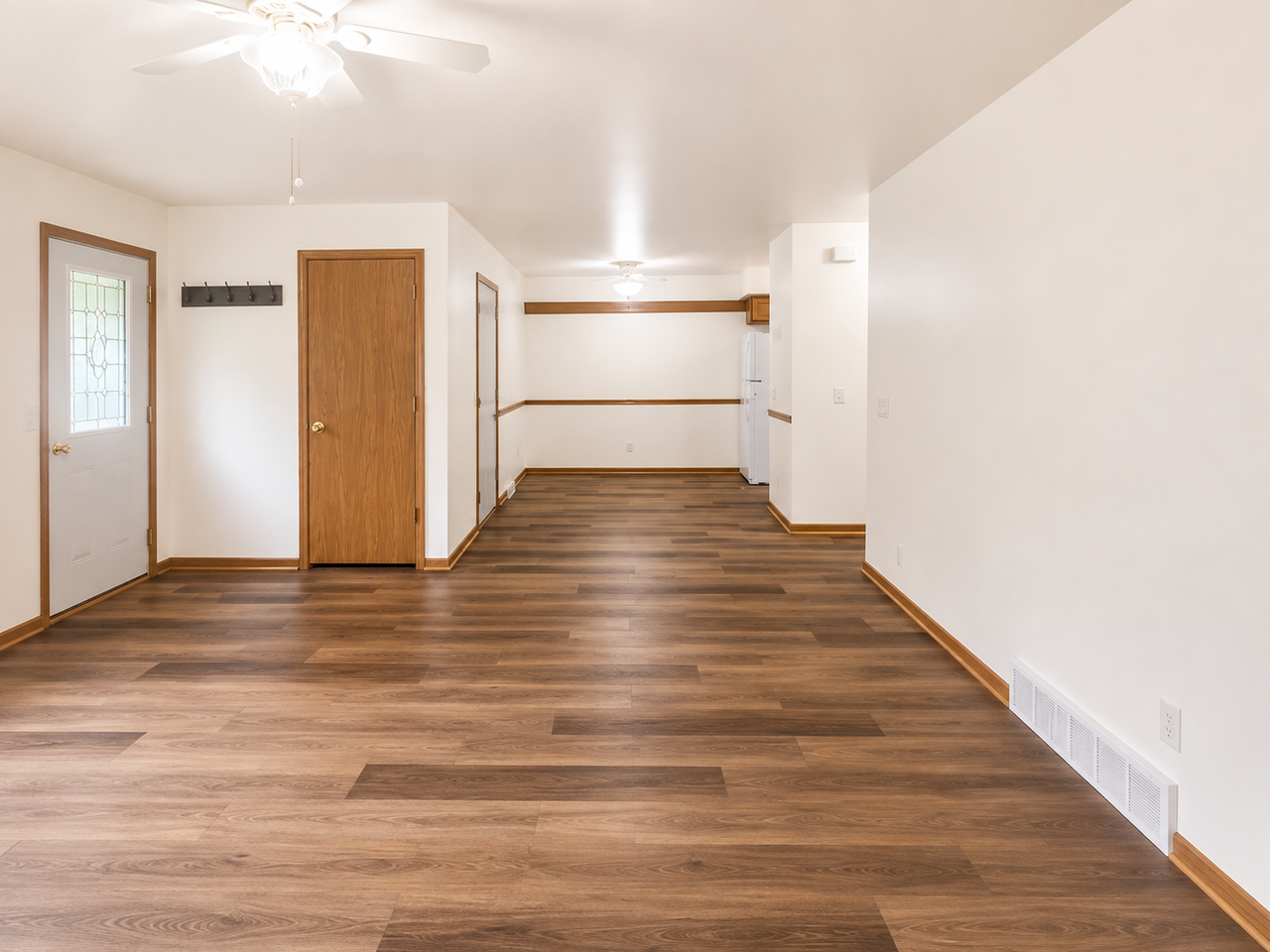 625 Ellis Ave - Photo 4 of 22