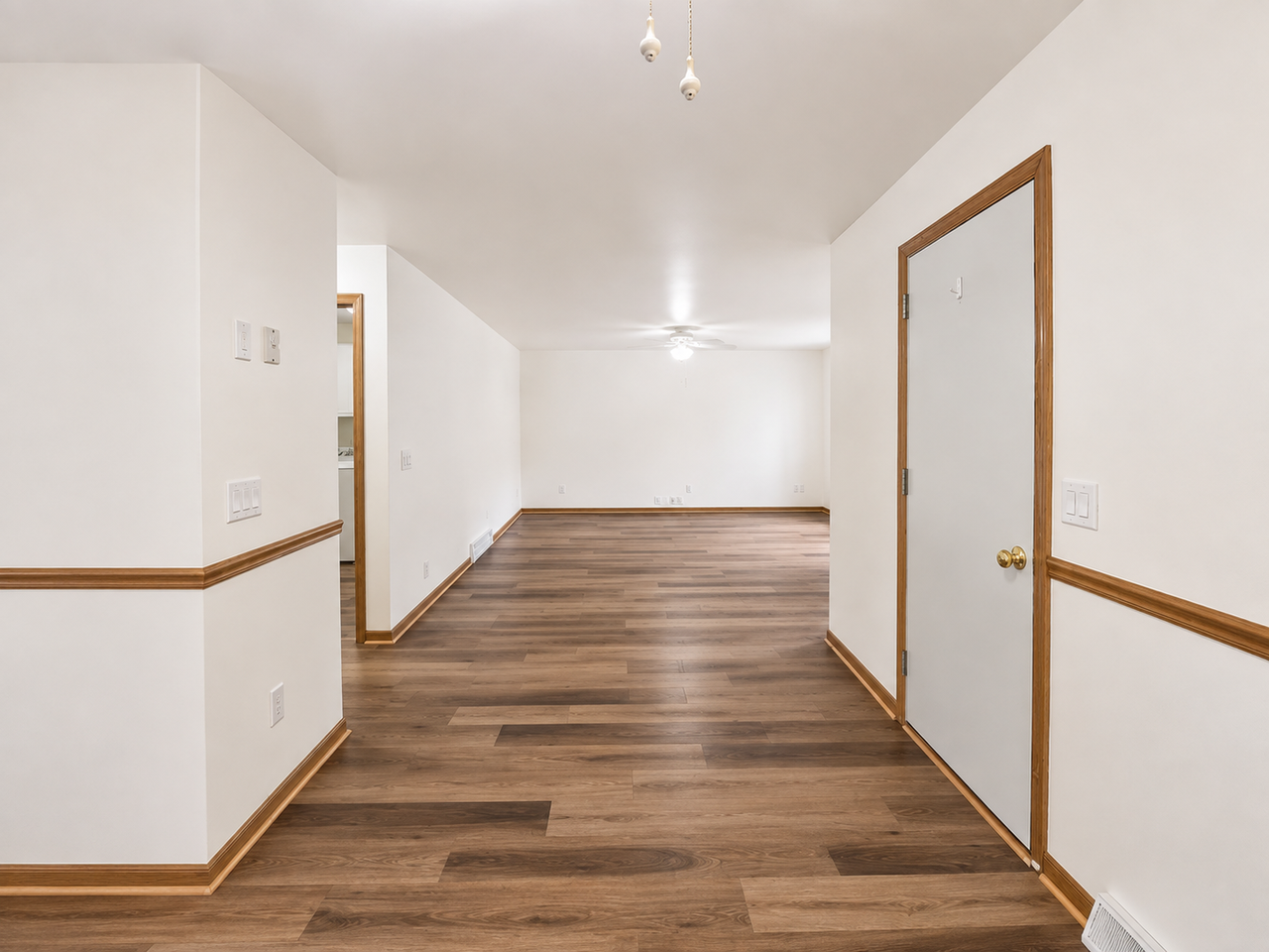 625 Ellis Ave - Photo 5 of 22