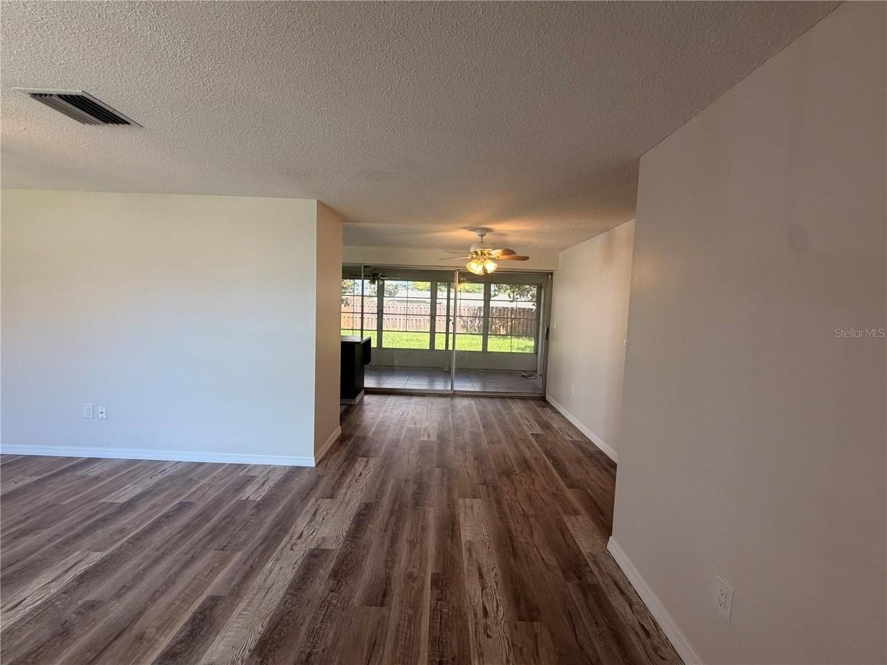 4694 Nele St - Photo 5 of 23