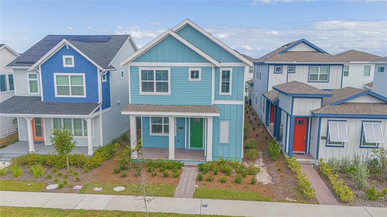 6533 Rover Way - Photo 3 of 48