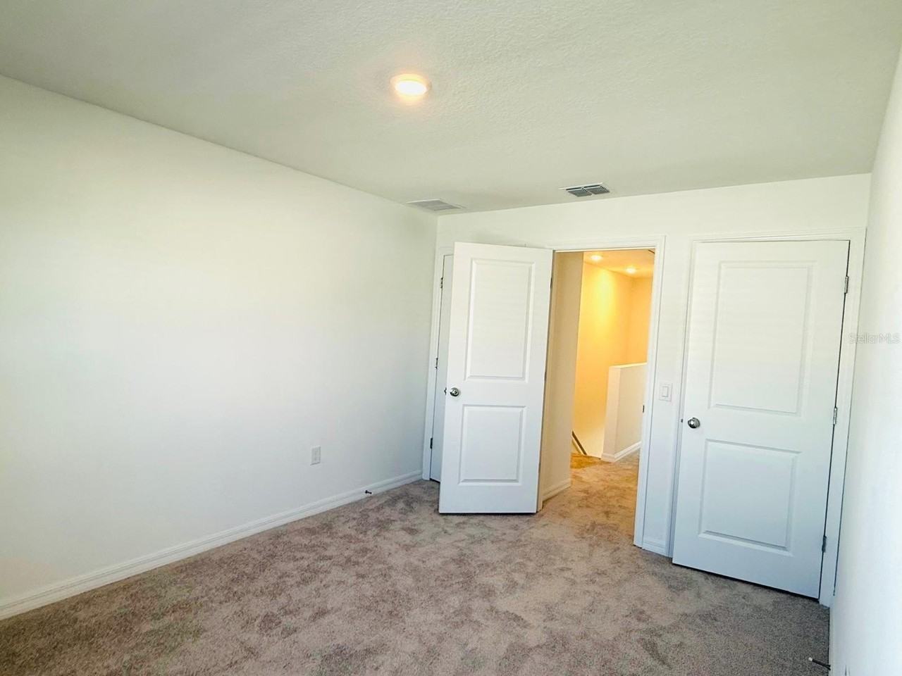 2980 Skyline Loop - Photo 7 of 11