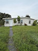 5009 Bullard St - Photo 1 of 1