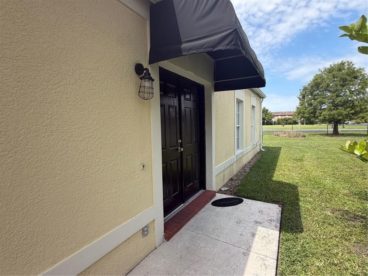 1074 Universal Rest Pl - Photo 4 of 21