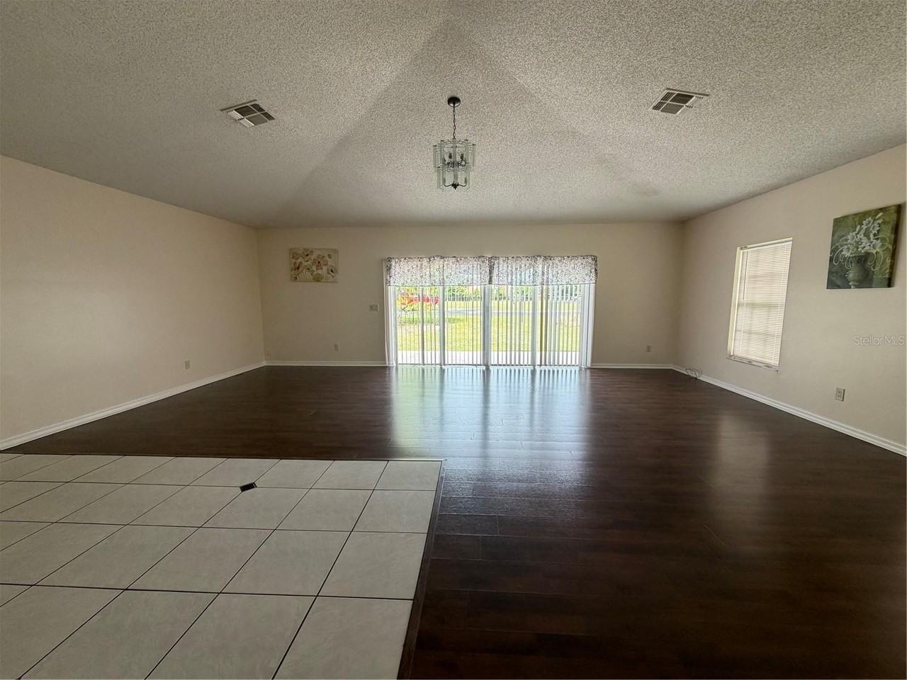1074 Universal Rest Pl - Photo 6 of 21