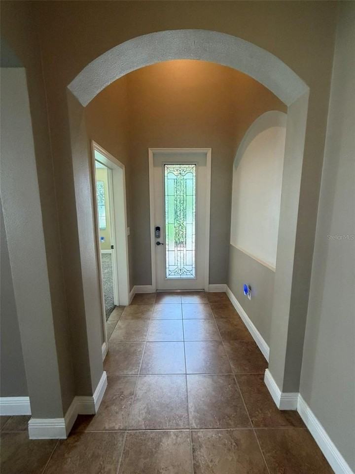 16212 Mead St - Photo 7 of 50