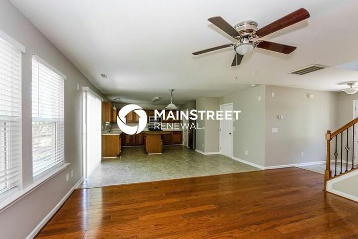 9510 Smooth Path Dr - Photo 4 of 16