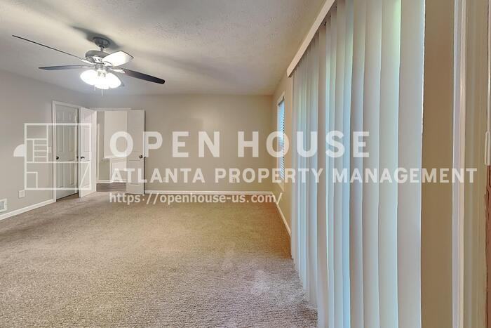 4841 Chapelle Ct - Photo 7 of 16