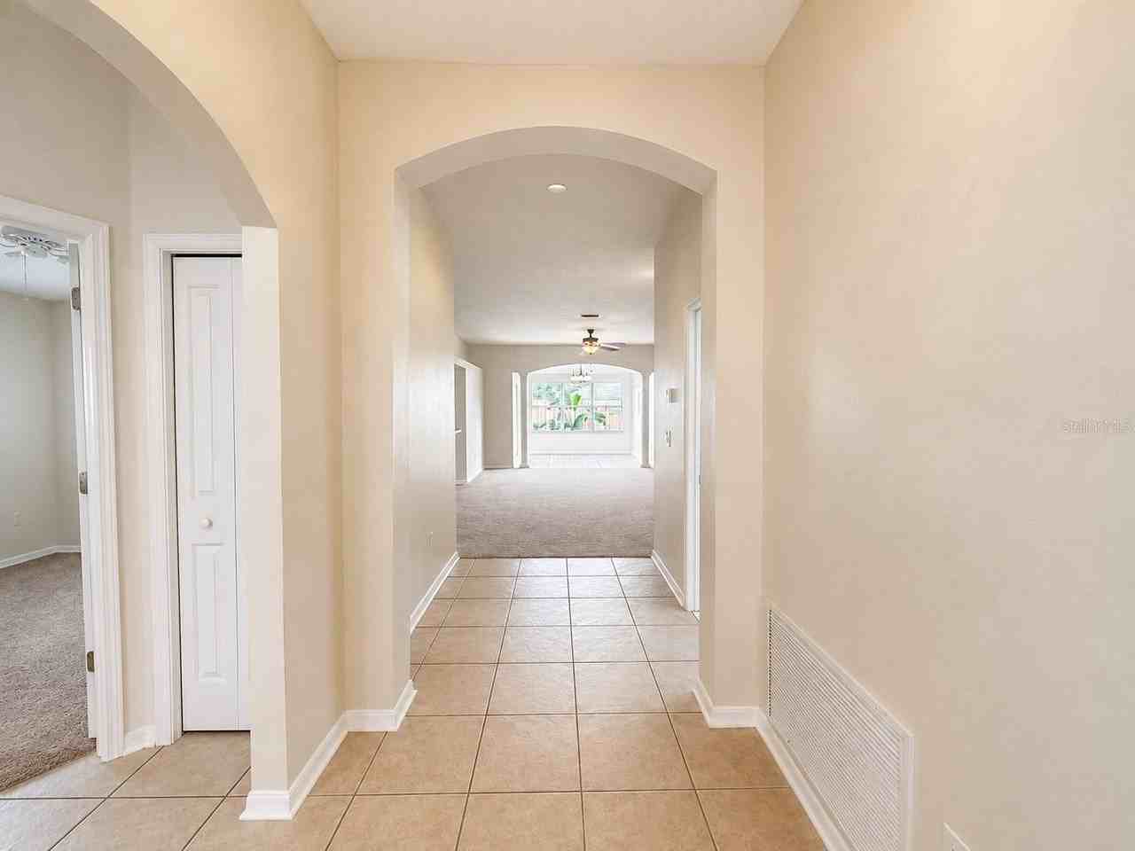 7620 Wiltshire Park Pl - Photo 3 of 24