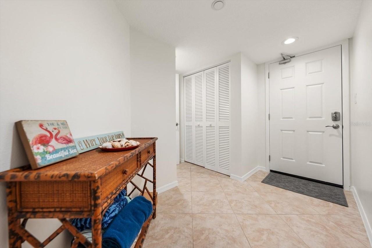 1290 Gulf Blvd #2004 - Photo 3 of 29