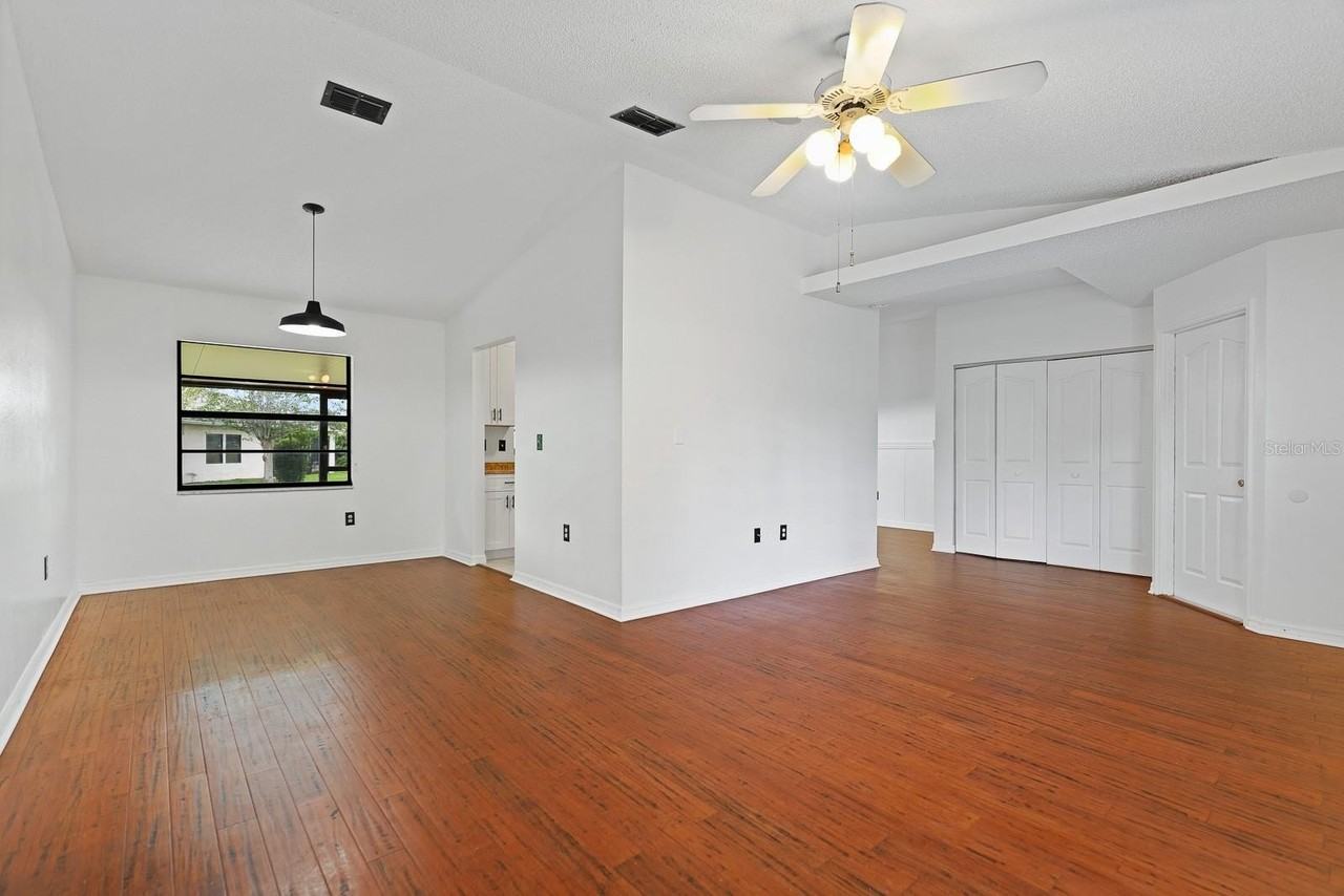 6346 Silver Oaks Dr - Photo 3 of 28