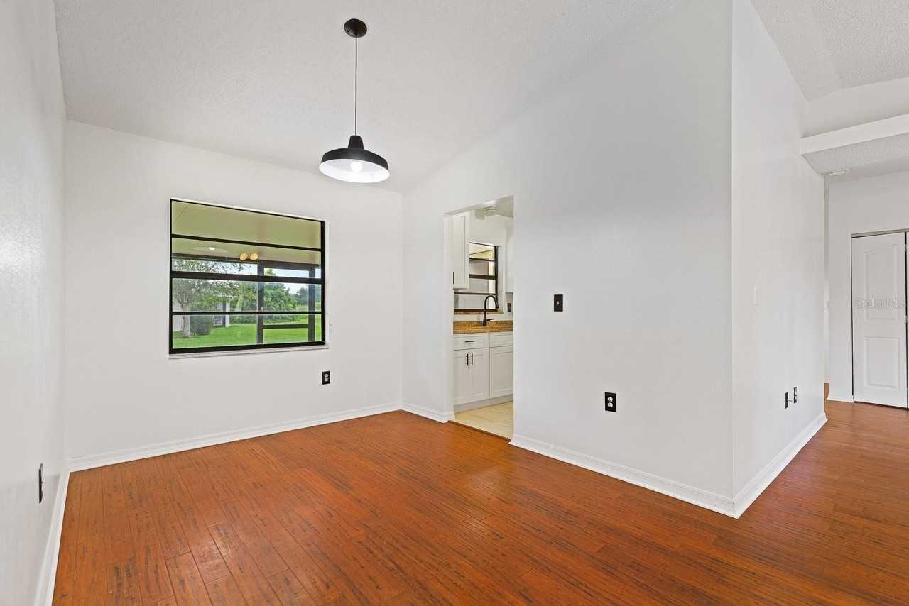 6346 Silver Oaks Dr - Photo 6 of 28