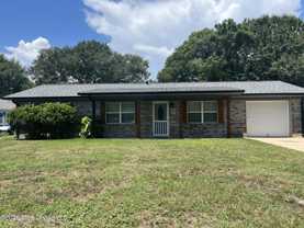 102 Francisco Ct - Photo 1 of 1