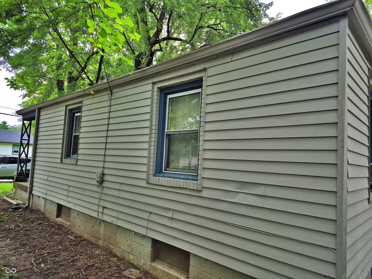 3304 N Harding St - Photo 3 of 16