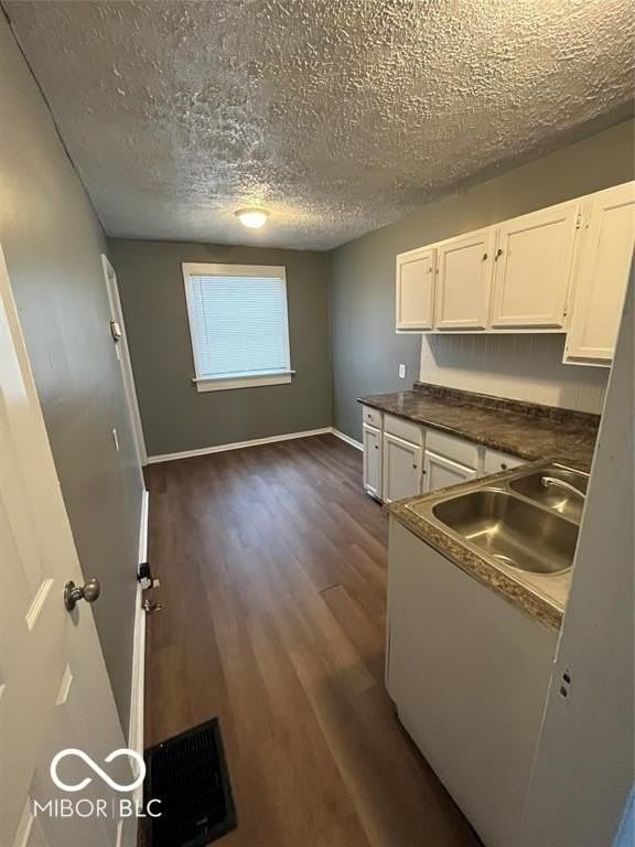 3304 N Harding St - Photo 6 of 16
