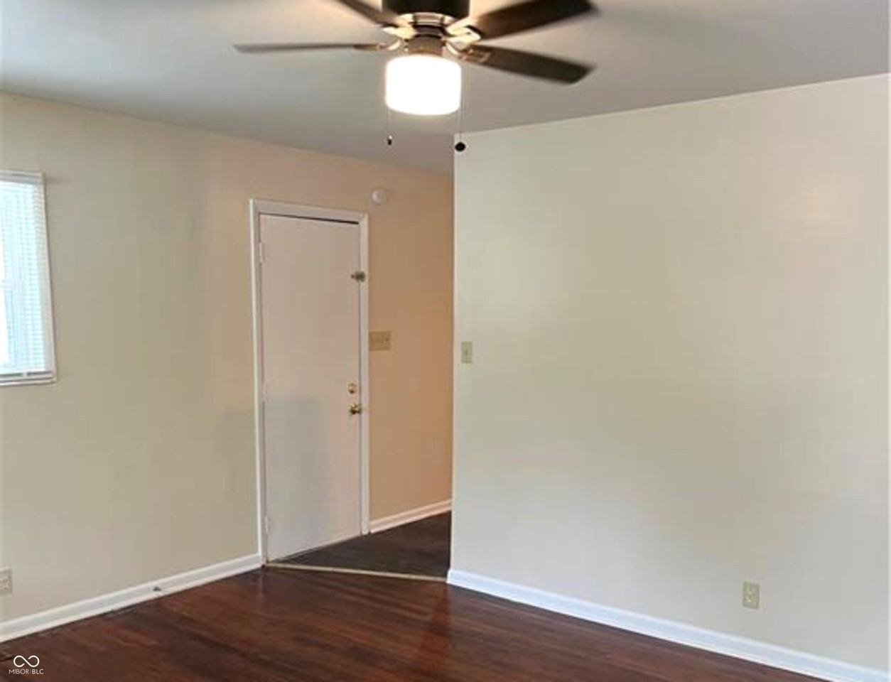 6205 E 12th St - Photo 4 of 14