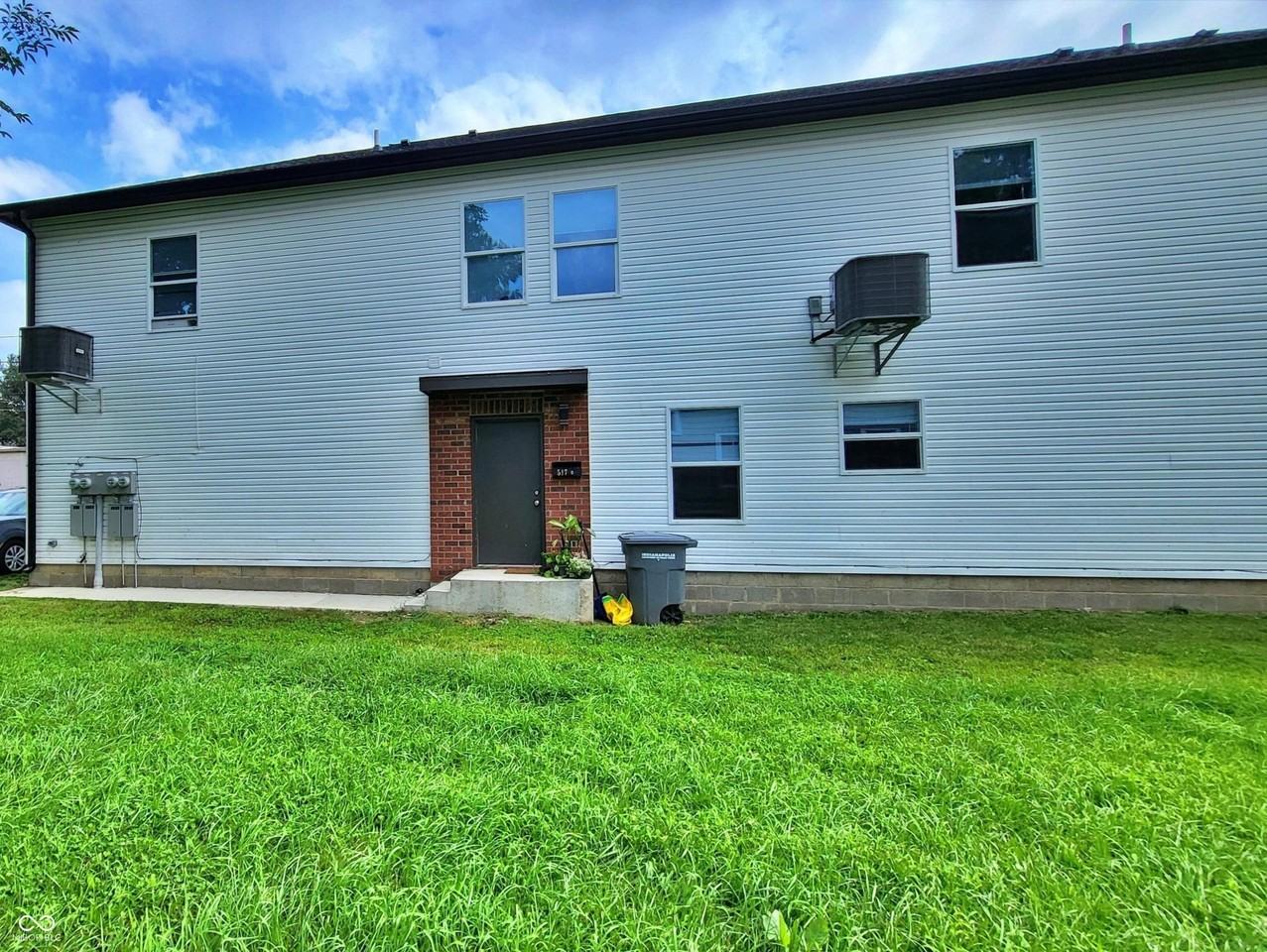 517 N Oxford St #B - Photo 2 of 2