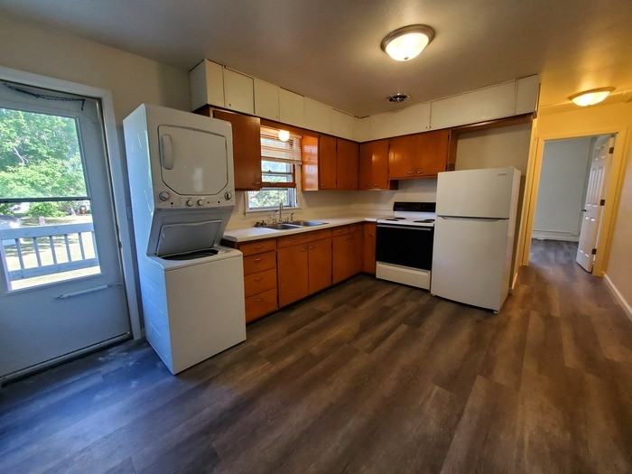 1010 Alexander St #2 - Photo 5 of 10