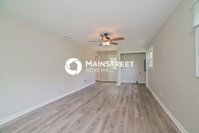 617 Front St - Photo 5 of 16