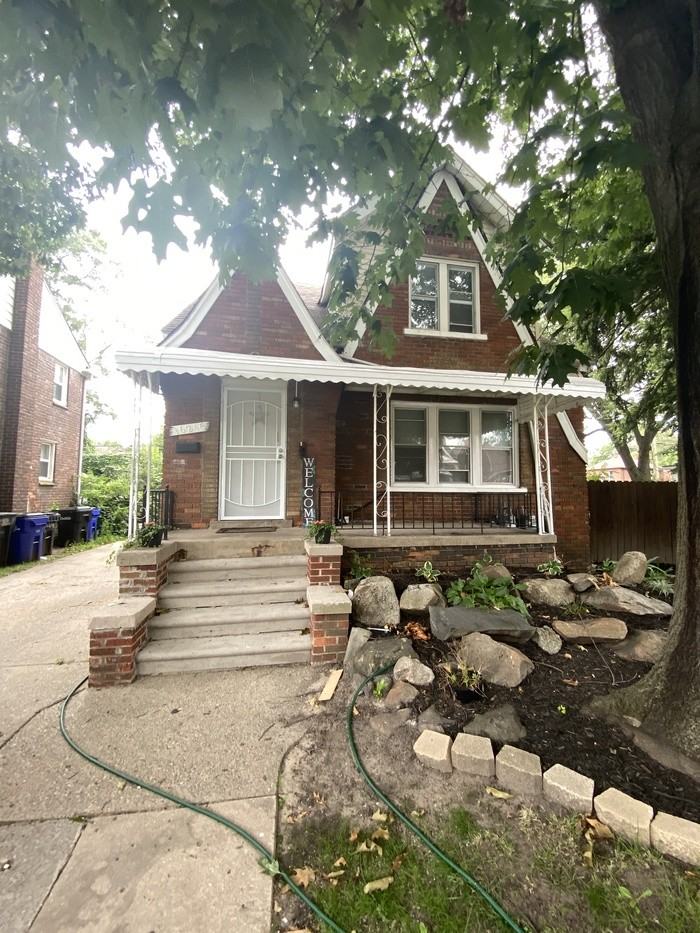 16245 Tracey St #1stFL - Photo 2 of 12
