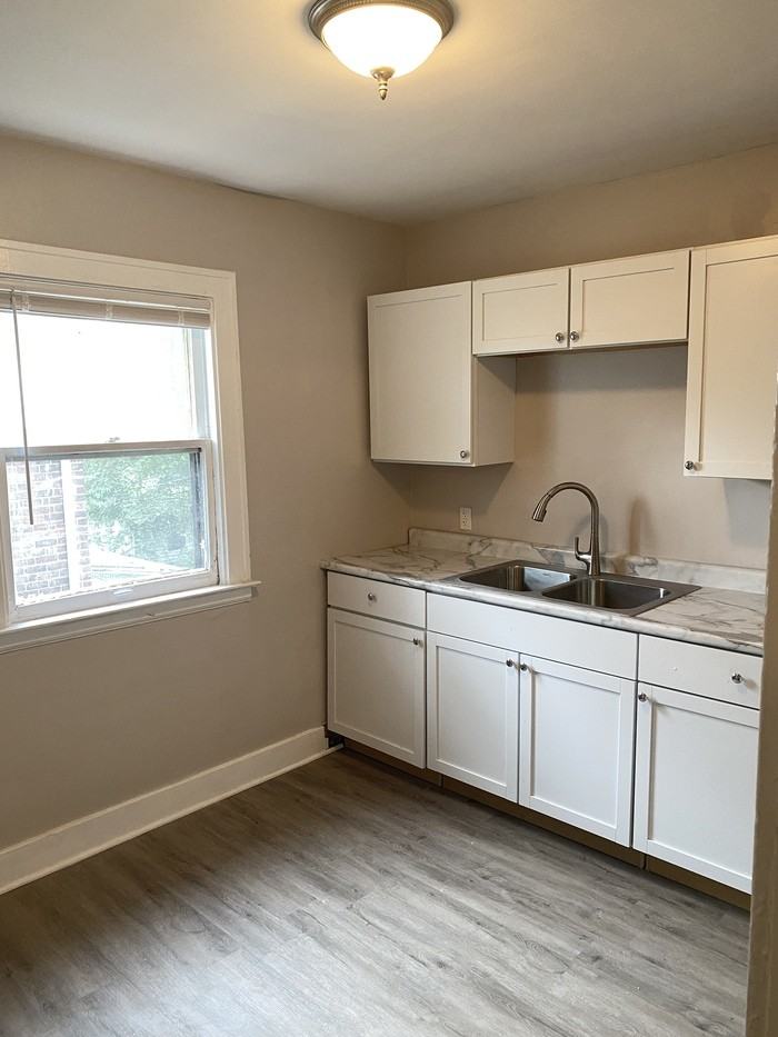 16245 Tracey St #1stFL - Photo 5 of 12