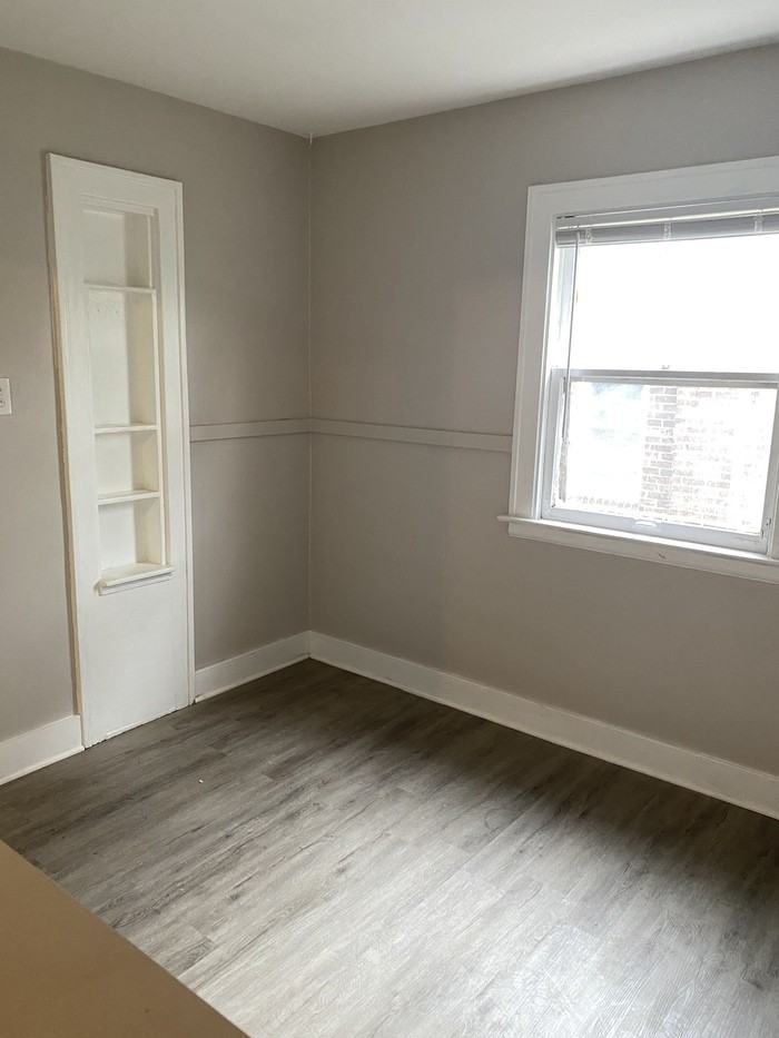 16245 Tracey St #1stFL - Photo 6 of 12
