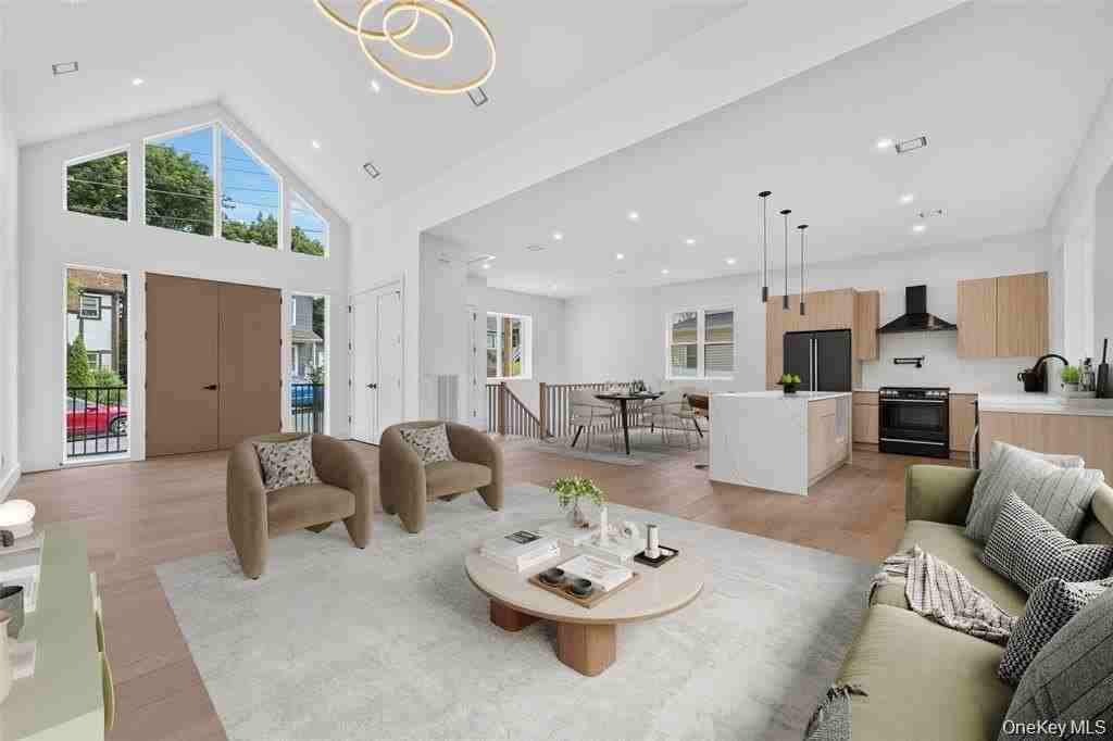 117 Orchard St - Photo 5 of 45