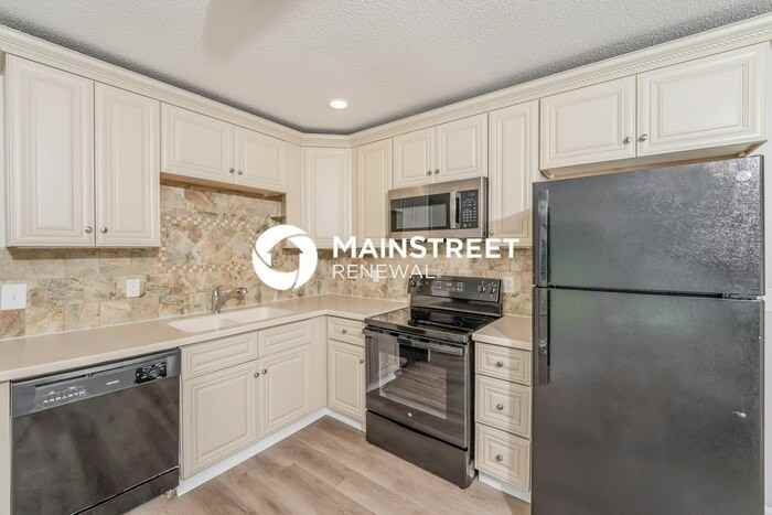 5943 Shane Cir - Photo 5 of 16