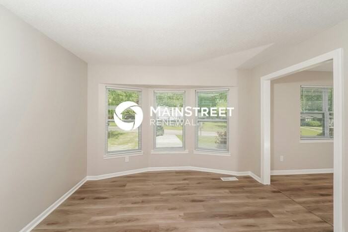 5943 Shane Cir - Photo 7 of 16