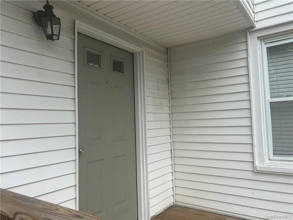 55 St John St #3 - Photo 3 of 15