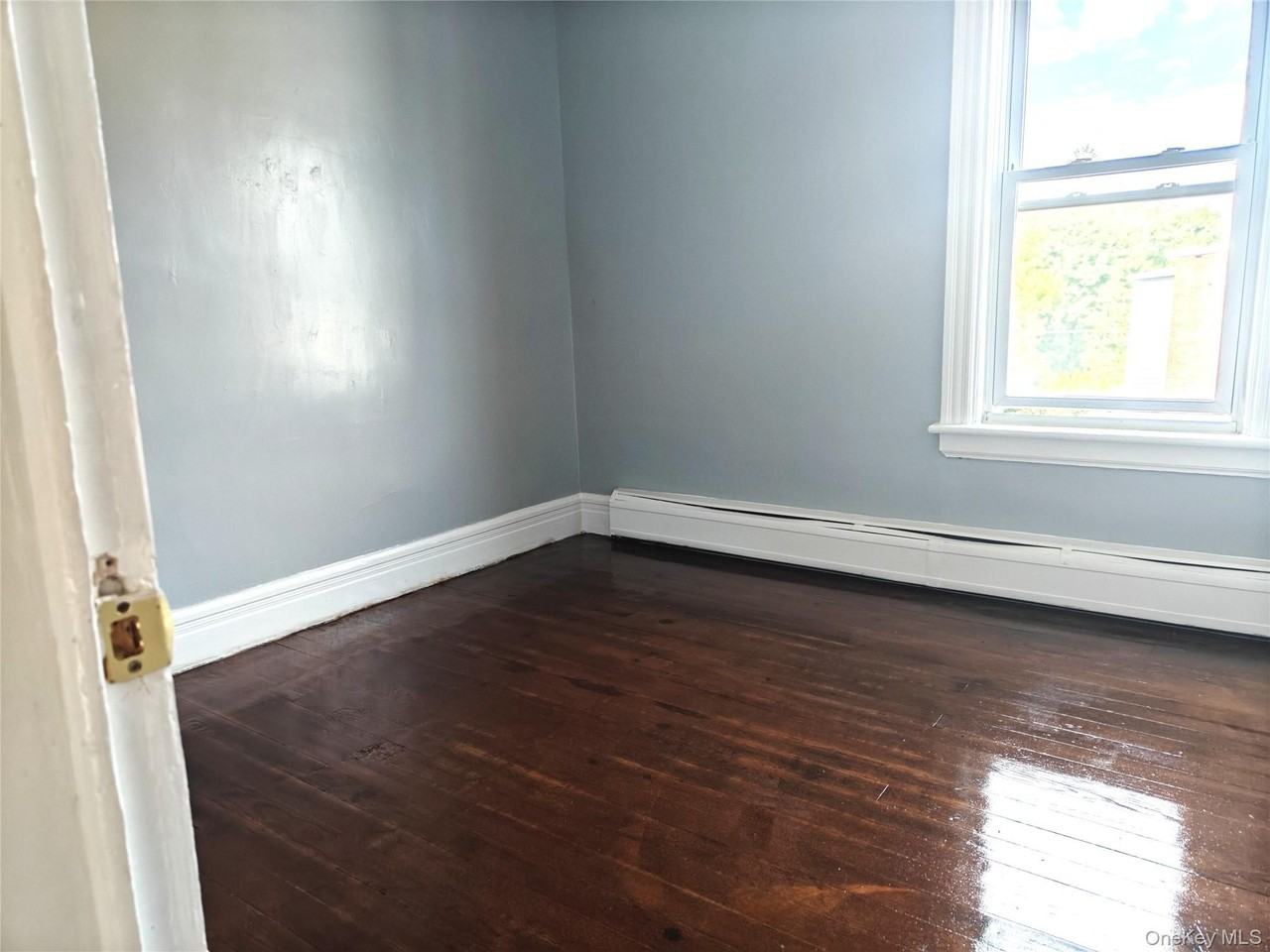 104 Winnikee Ave #3 - Photo 7 of 9