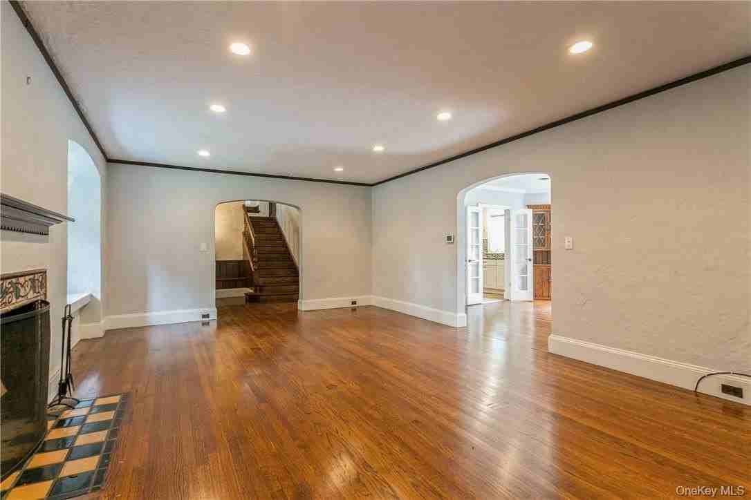 7 Cotswold Way - Photo 7 of 37