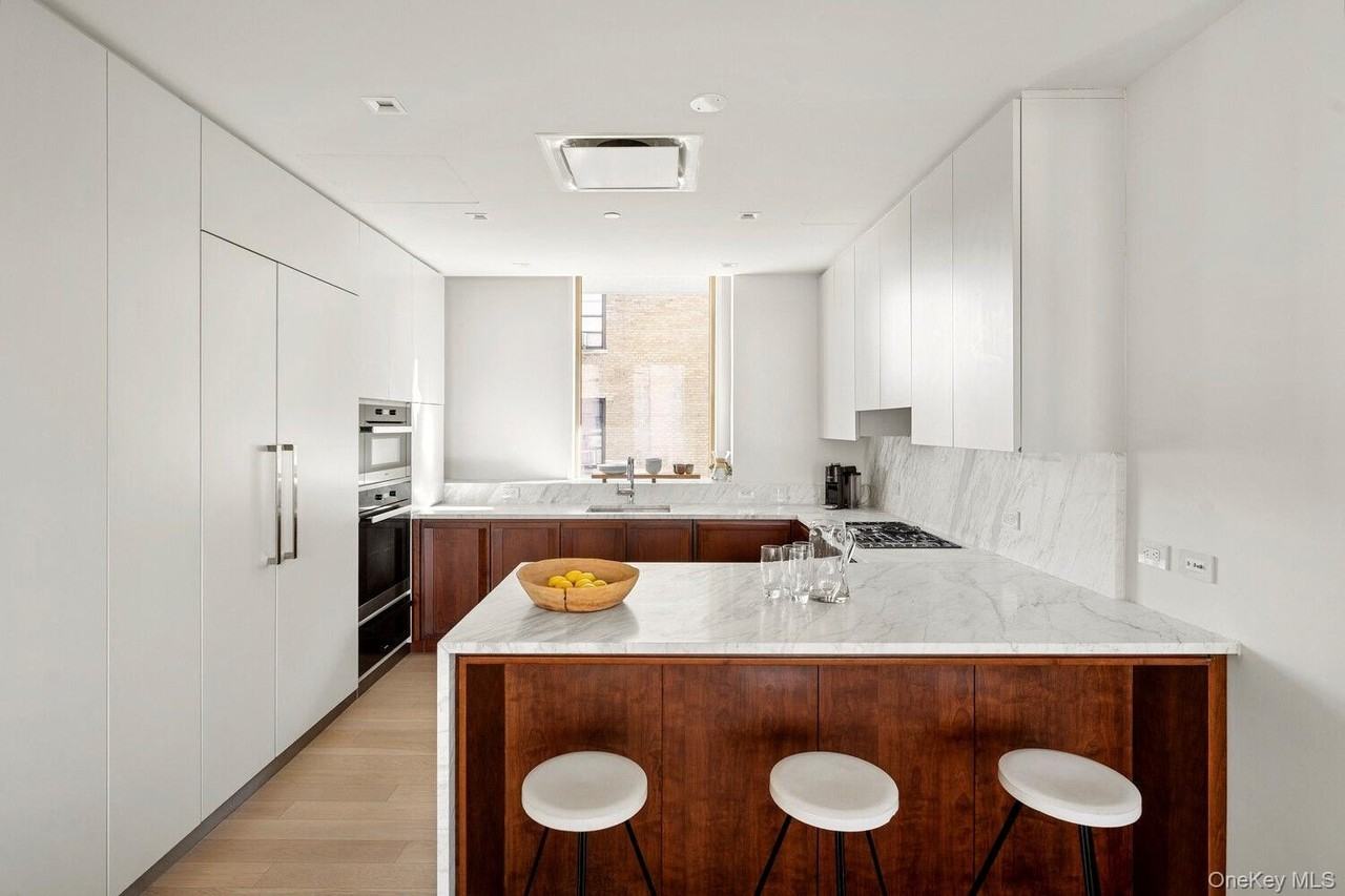 212 W 93rd St #12 - Photo 4 of 8