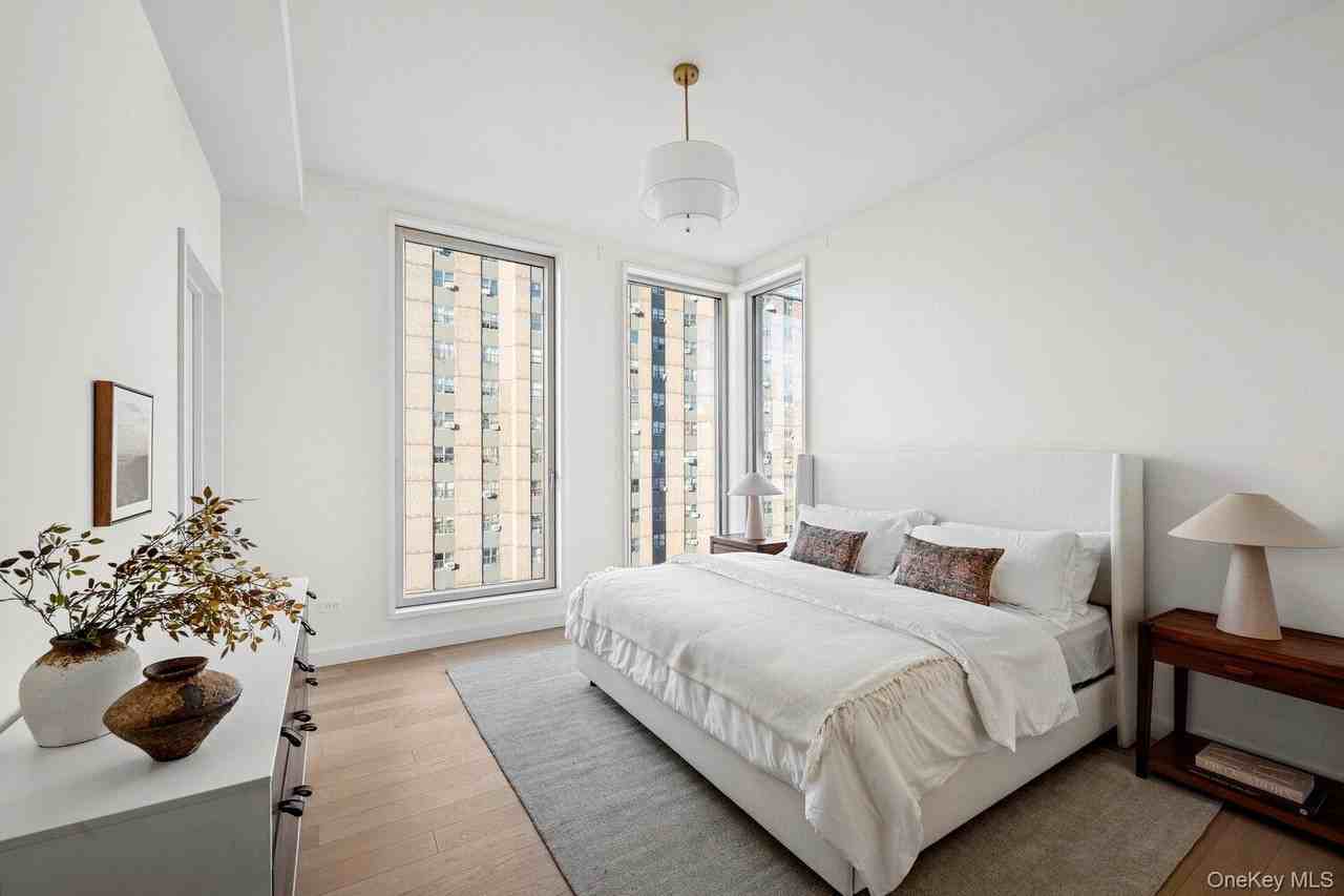 212 W 93rd St #12 - Photo 5 of 8