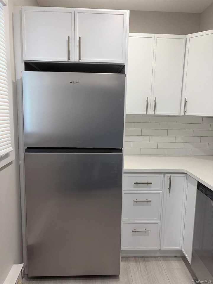 99 W Hoffman Ave #B - Photo 5 of 5