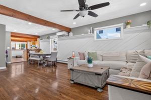 featured image of 25 Warren St #25