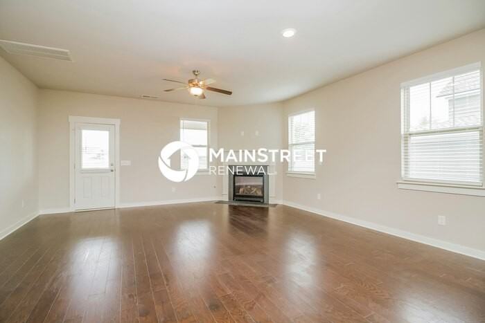 789 Ewell Farm Dr - Photo 4 of 17