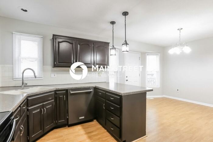410 Regency Park St - Photo 6 of 18