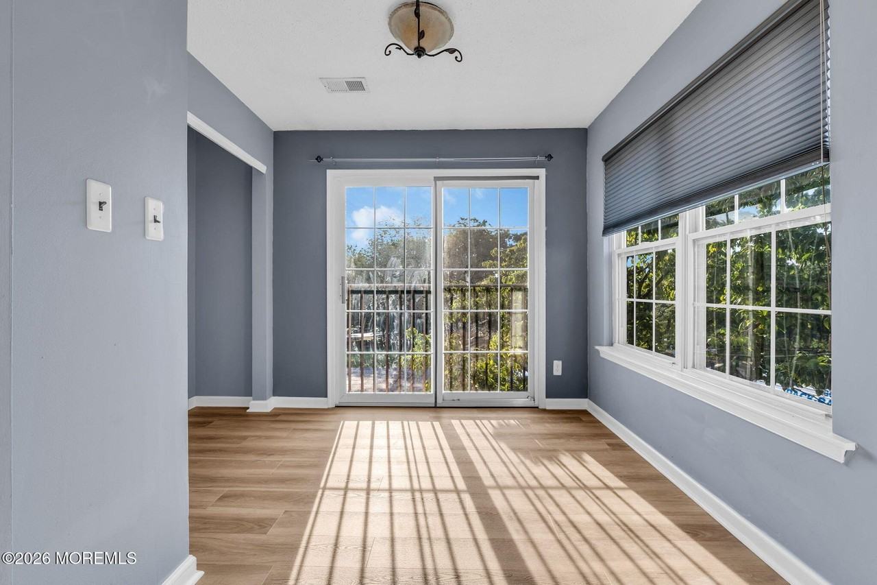 106 Frontier Way - Photo 5 of 30