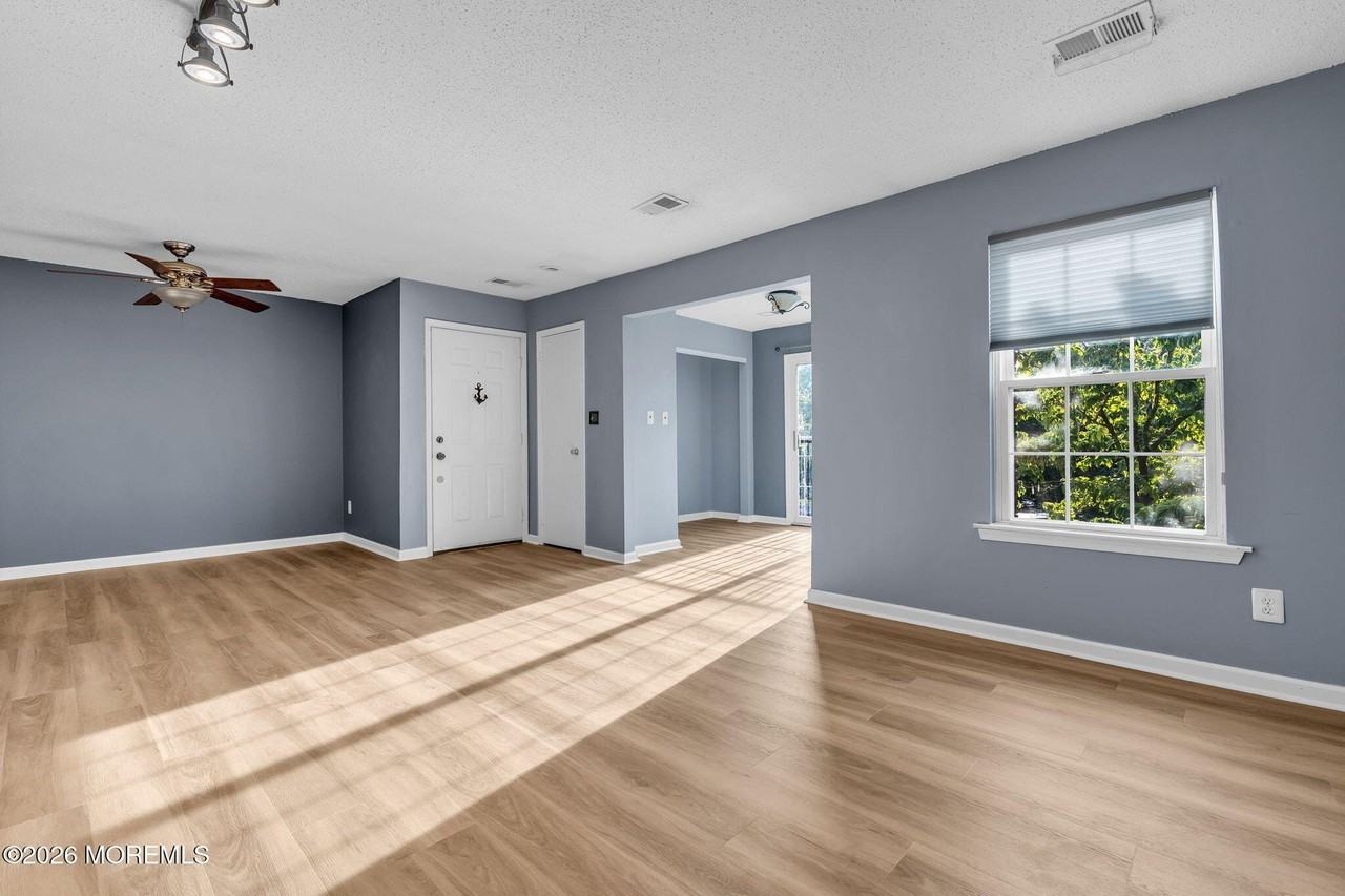 106 Frontier Way - Photo 6 of 30