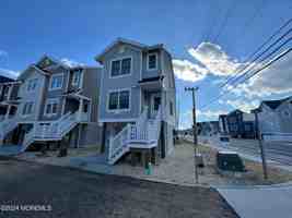 featured image of 2 Shell Rd