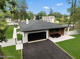 featured image of 441 Slocum Pl