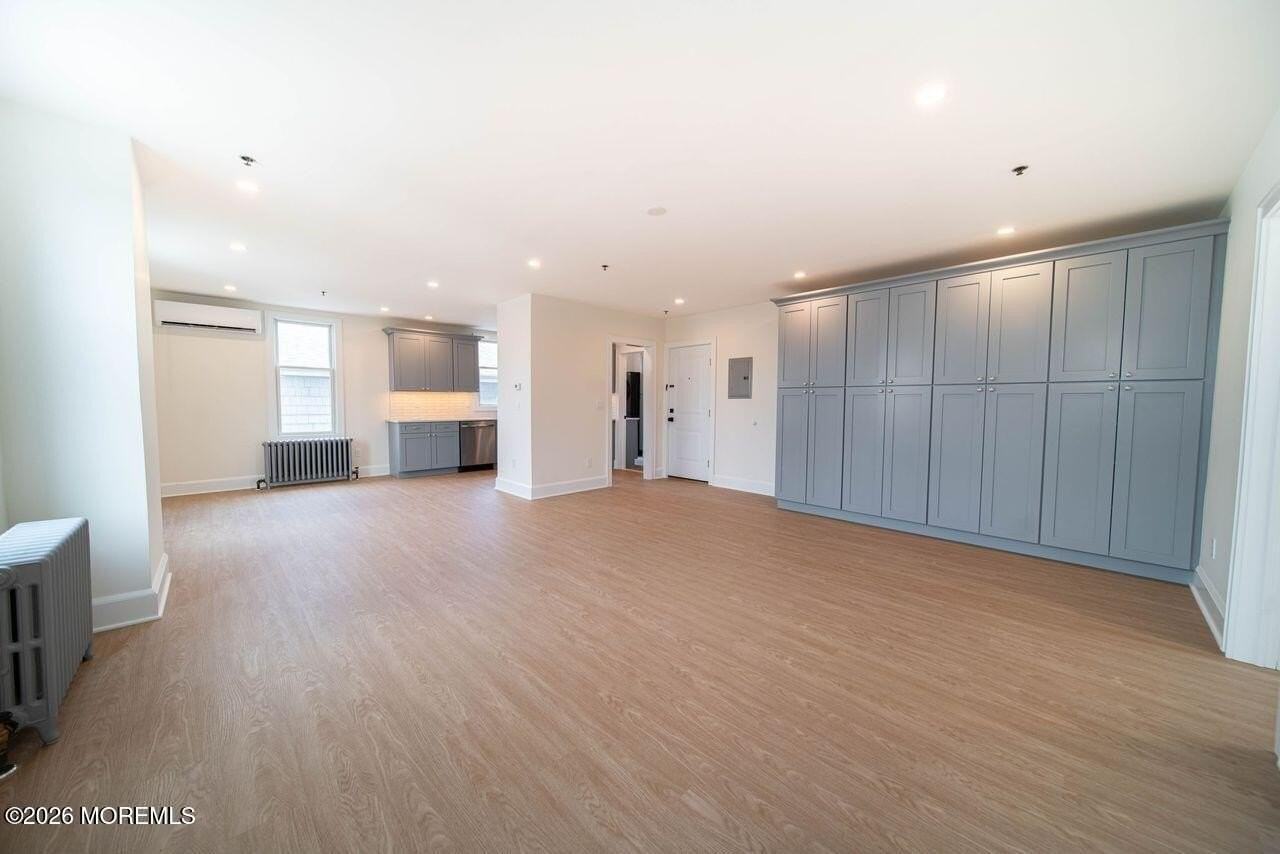 1125 Ocean Ave #2A - Photo 3 of 10